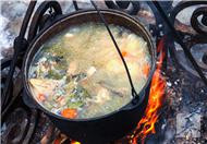 花生鱼头汤怎么做呢？